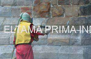 Grit Blasting dalam Proses Restorasi Bangunan Bersejarah