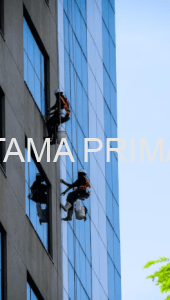 Pentingnya Jasa Cleaning Rope Access Hotel untuk Pemeliharaan Kebersihan