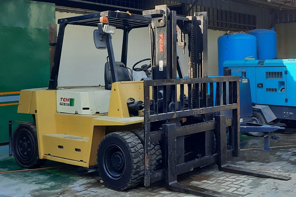 Jasa Servis Forklift